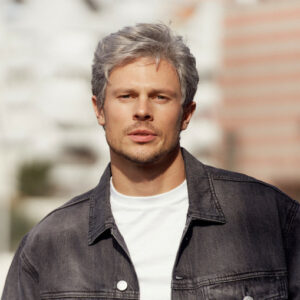 Parrucca uomo capelli corti